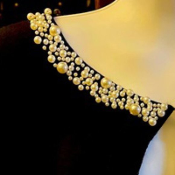 Elegant Stunning Pearl Beaded cardigan - Picture 9 of 10